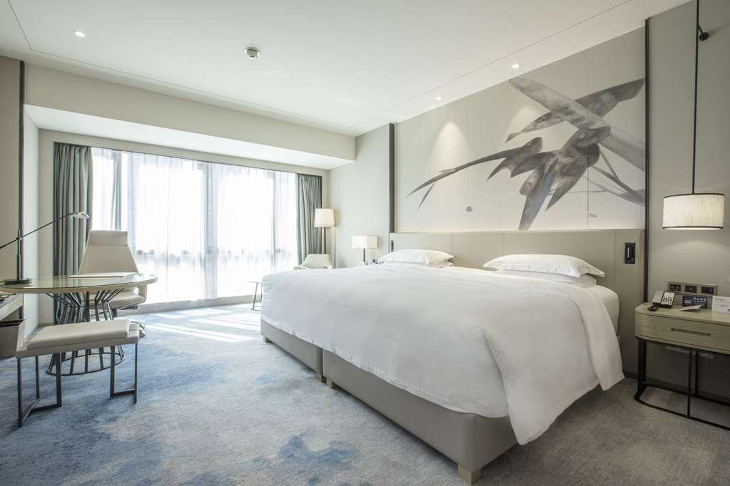 Doubletree By Hilton Hotel Shenzhen Longhua, Near Huawei, Foxcnn, Shenzhen North Railway, Uniwalk & Uniworld Shopping Mall, Sam'S Club Habitación foto