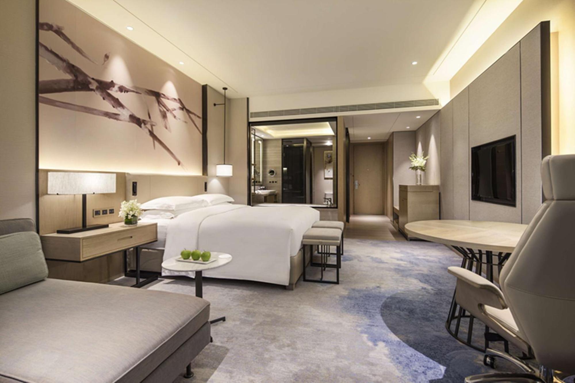 Doubletree By Hilton Hotel Shenzhen Longhua, Near Huawei, Foxcnn, Shenzhen North Railway, Uniwalk & Uniworld Shopping Mall, Sam'S Club Exterior foto