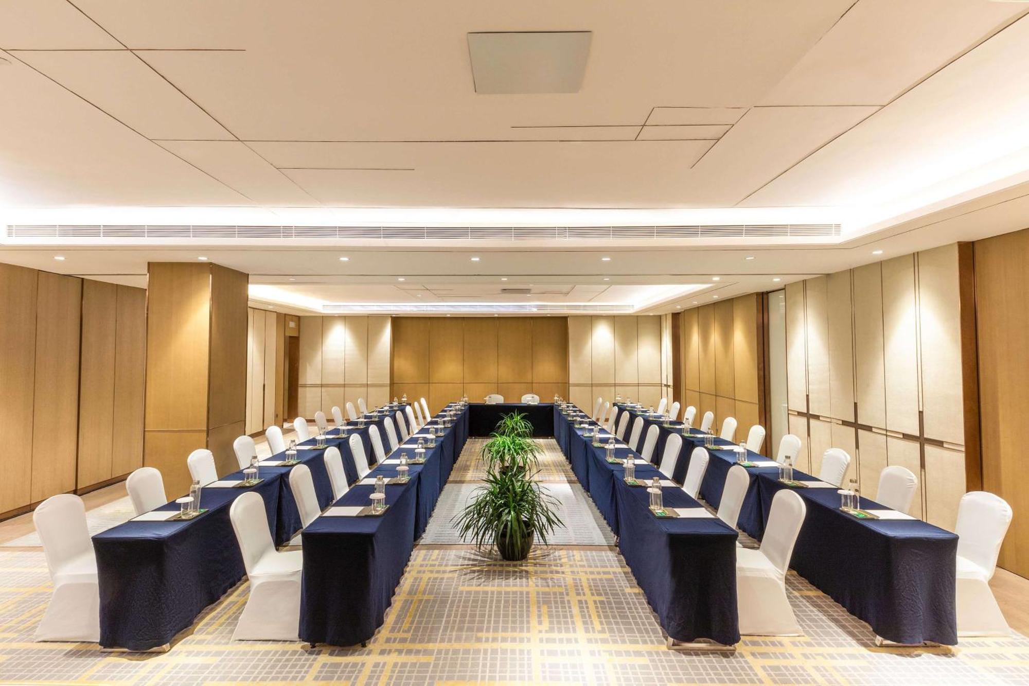 Doubletree By Hilton Hotel Shenzhen Longhua, Near Huawei, Foxcnn, Shenzhen North Railway, Uniwalk & Uniworld Shopping Mall, Sam'S Club Exterior foto